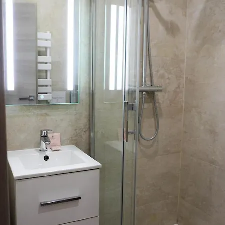Appartement Proche Carlton & Croisette, 302 - Palmazur